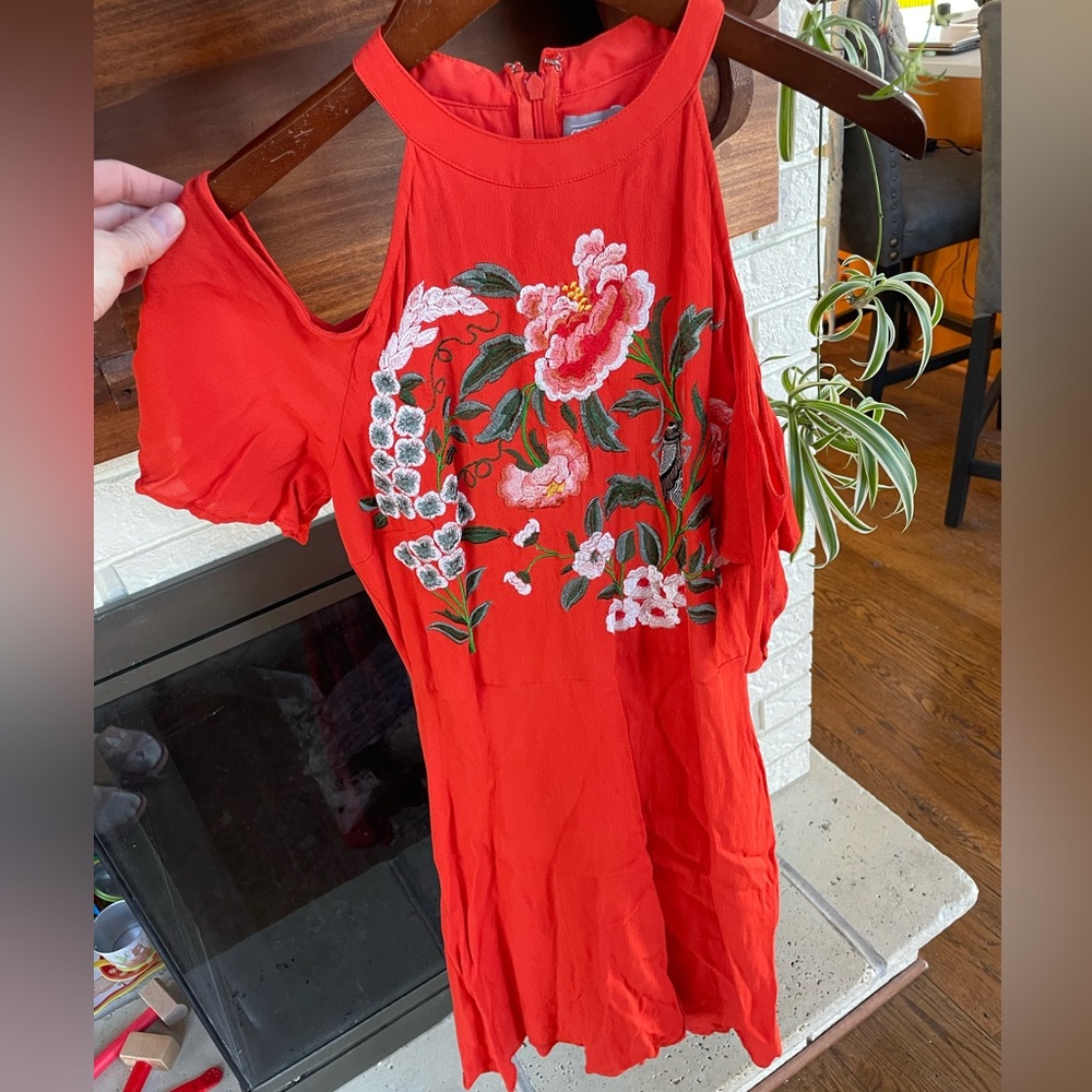 Lulu’s Floral Mini-dress